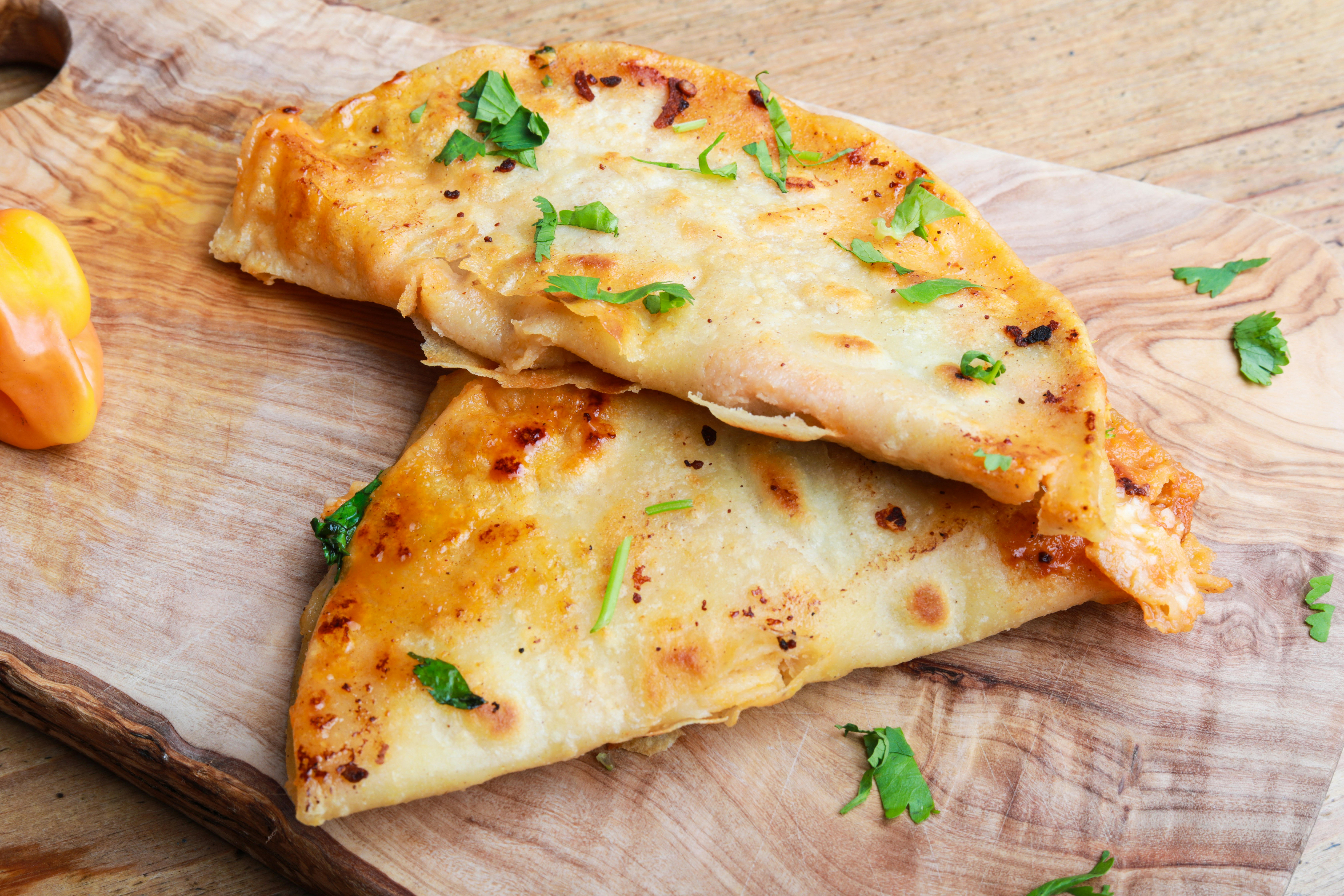 Cheese & Garlic Naan